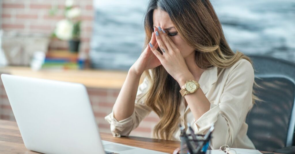 ההשלכות הרגשיות והמקצועיות של לשון הרע